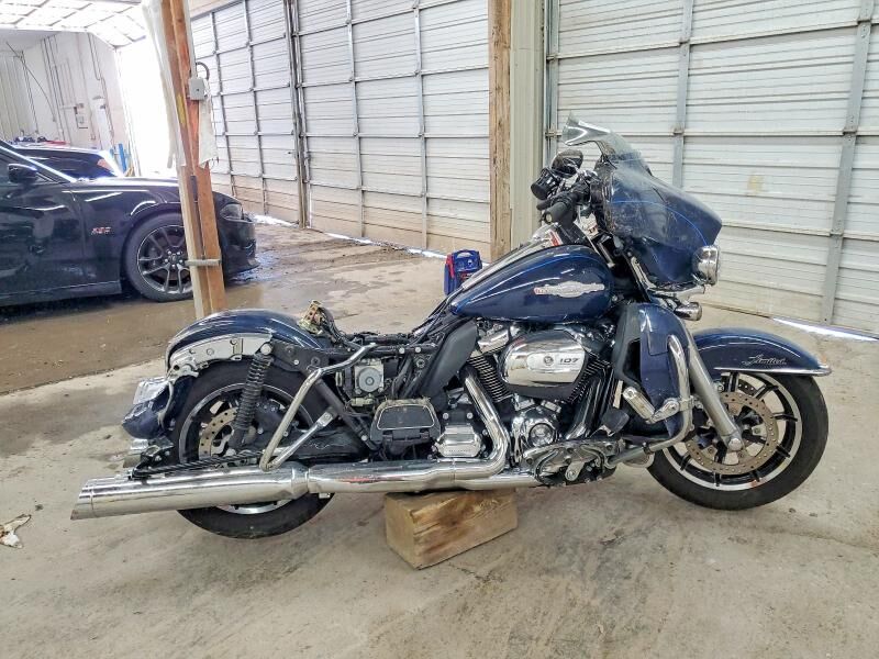2018 HARLEY DAVIDSON FLHTK SHRINE / ULTRA LIMITED SPECIAL EDITION