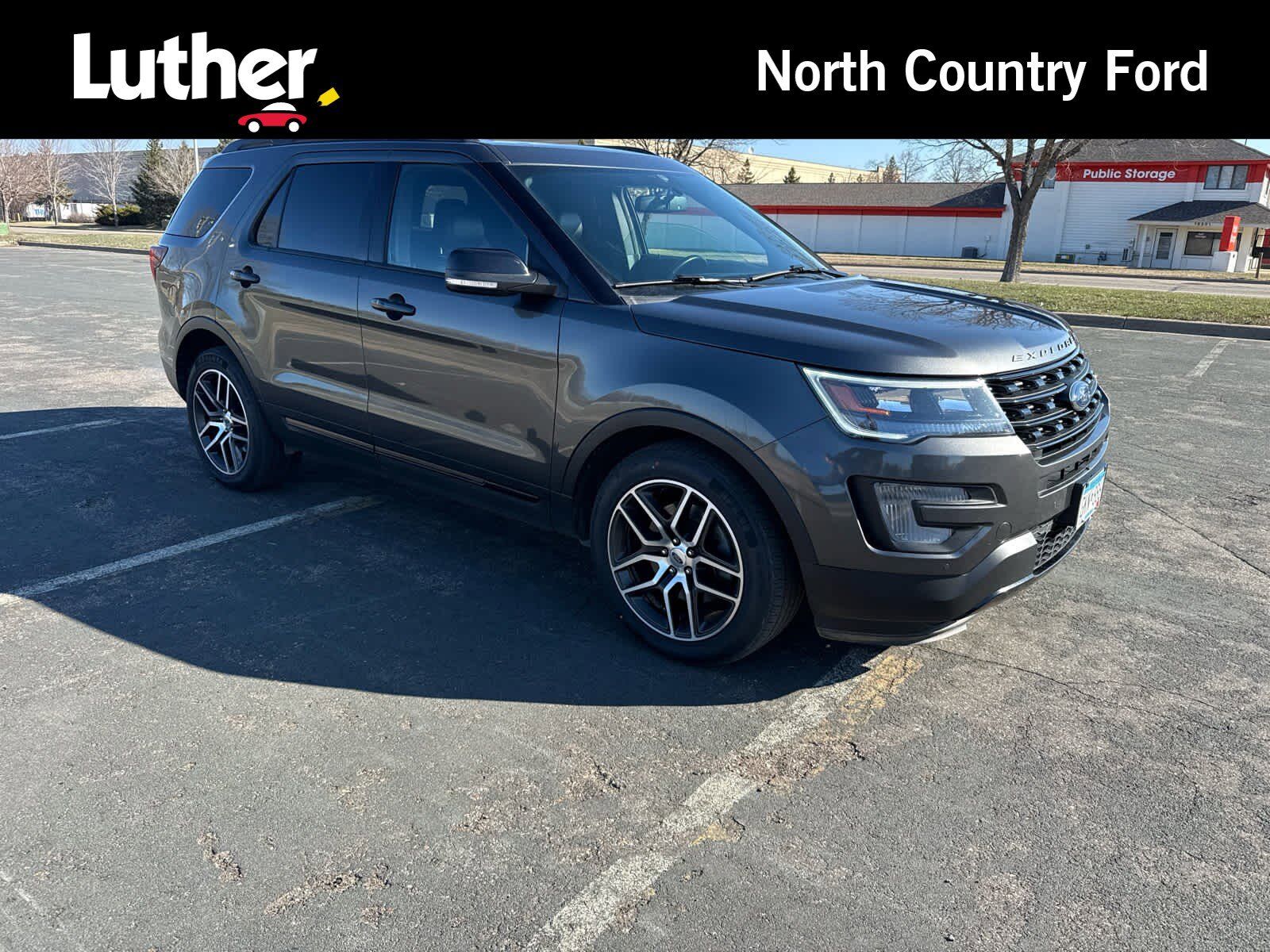 2017 FORD Explorer