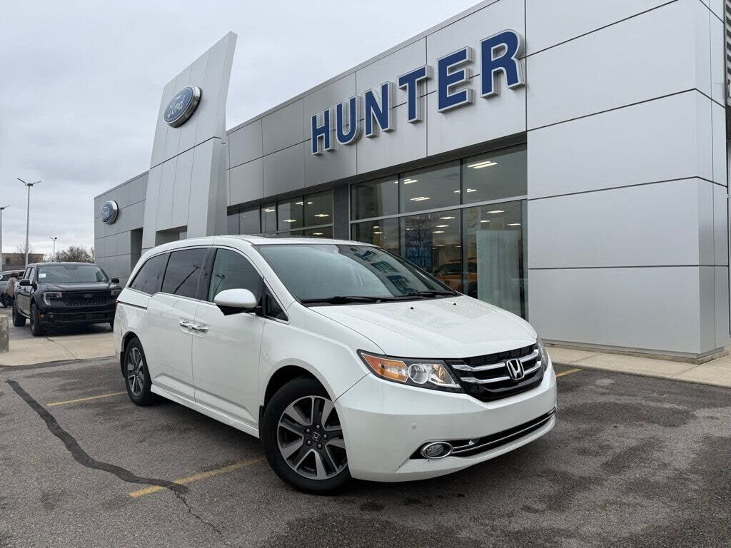 2016 HONDA Odyssey