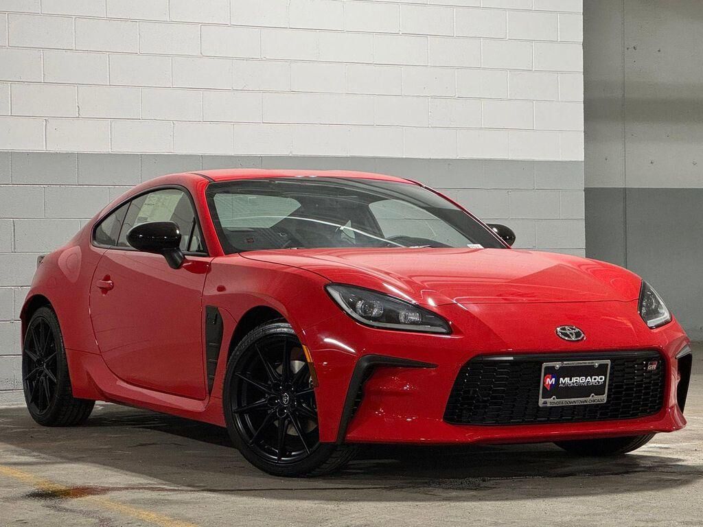 2025 TOYOTA GR86