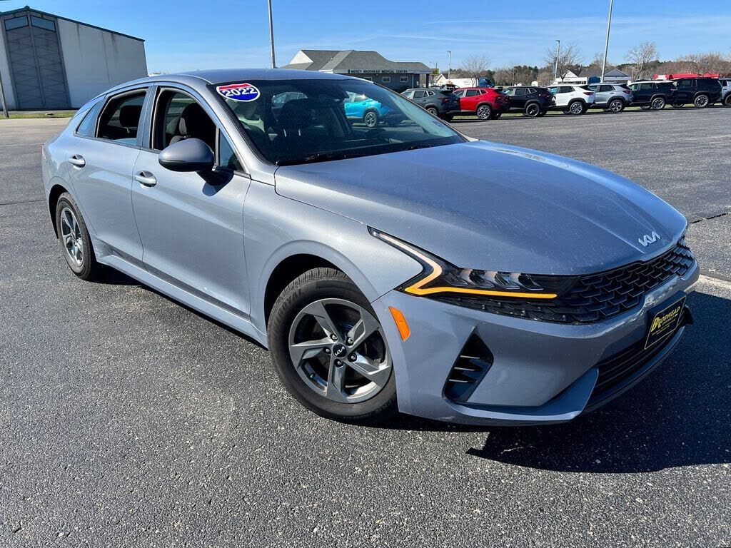 2022 KIA K5