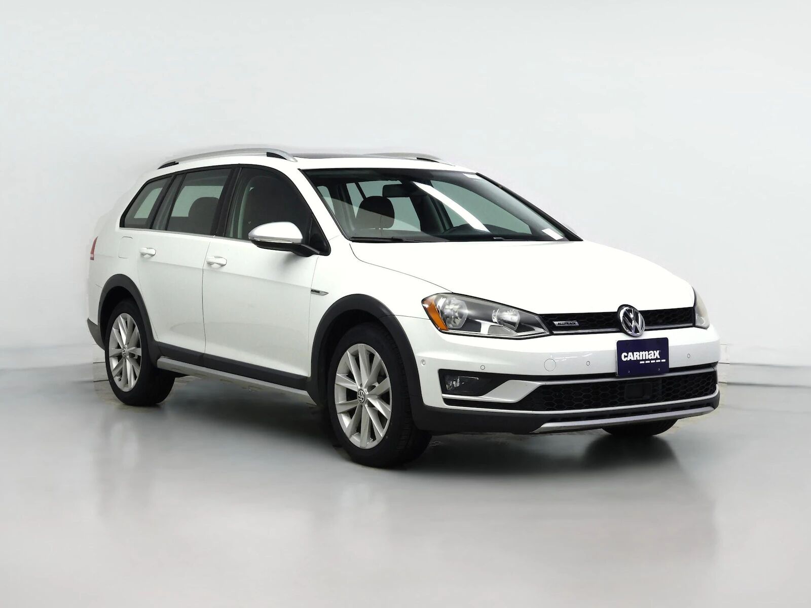 2017 VOLKSWAGEN Golf Alltrack