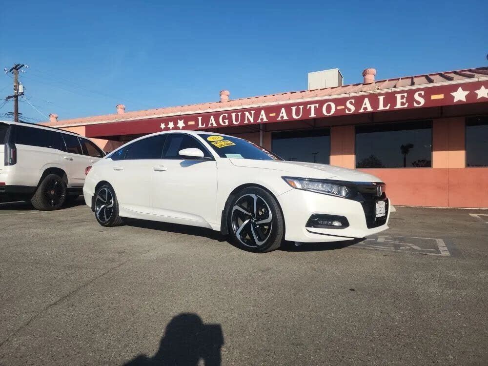 2018 HONDA Accord