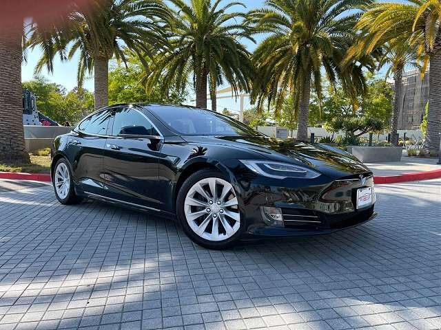 2017 TESLA Model S