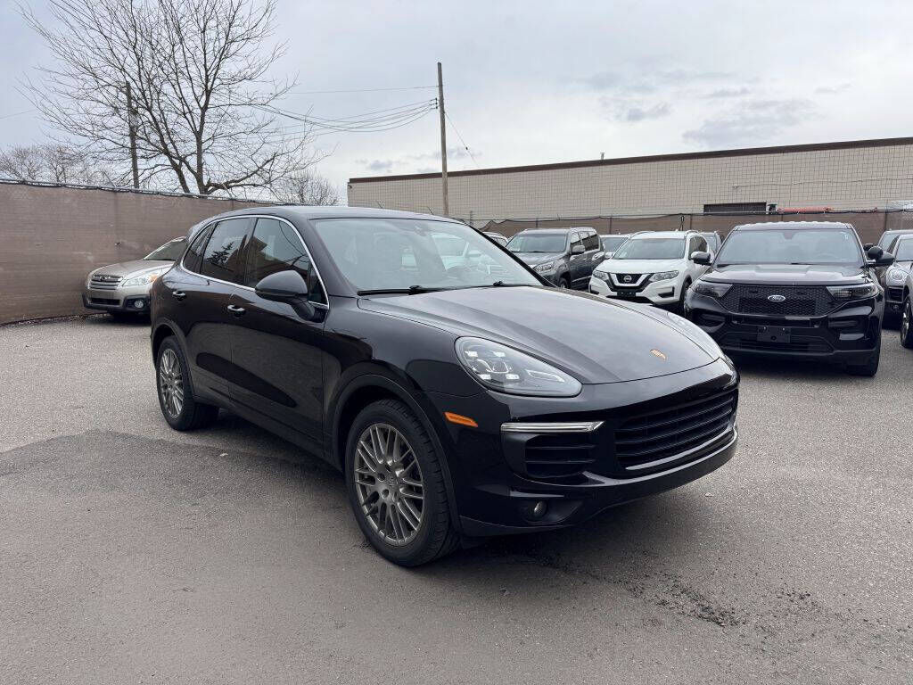 2016 PORSCHE Cayenne