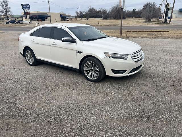 2015 FORD Taurus
