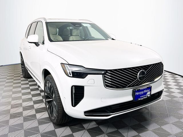 2026 VOLVO XC90