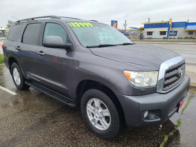 2014 TOYOTA Sequoia