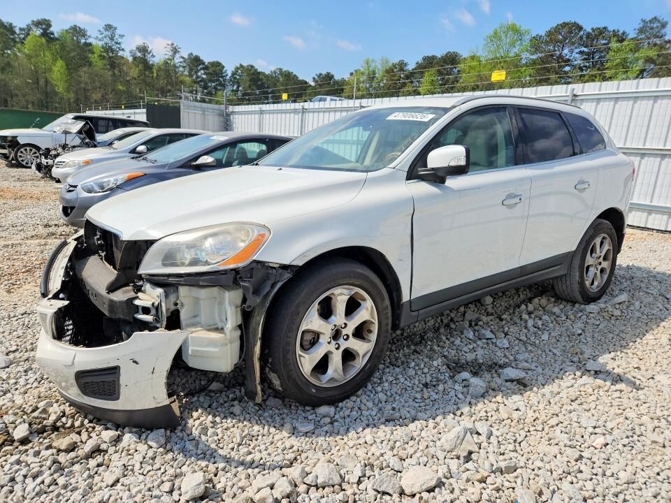 2013 VOLVO XC60