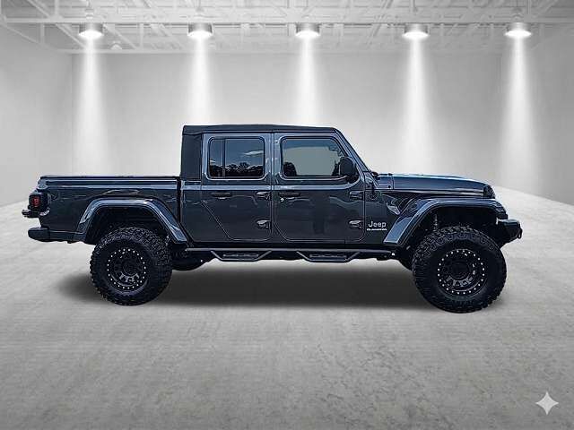 2022 JEEP Gladiator