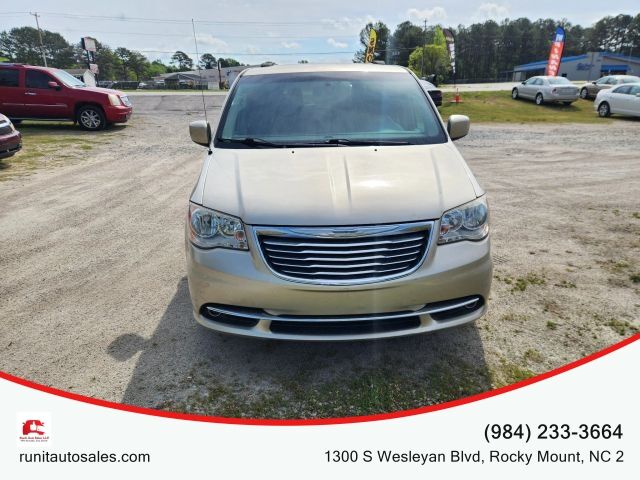 2015 CHRYSLER Town and Country