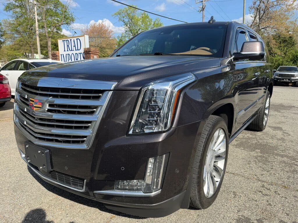 2017 CADILLAC Escalade