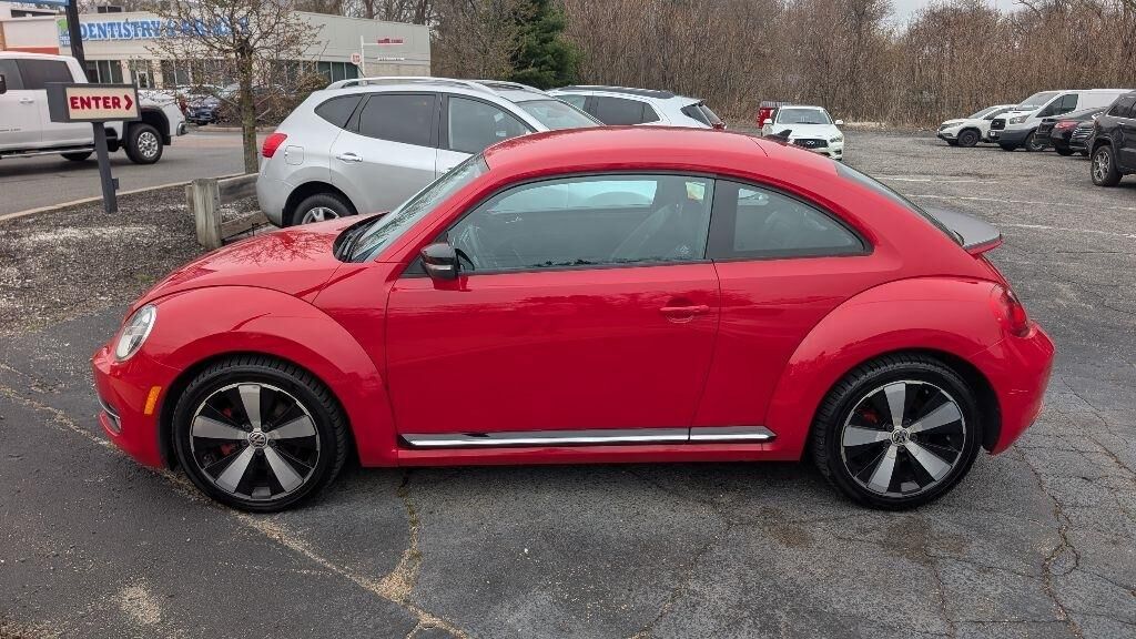 2012 VOLKSWAGEN Beetle