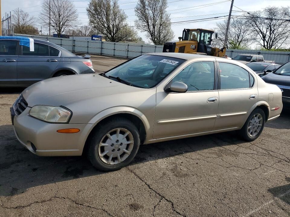 2001 NISSAN Maxima