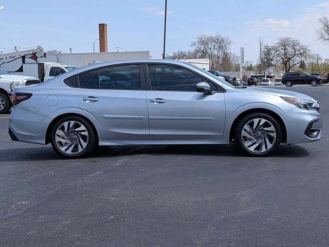 2023 SUBARU Legacy