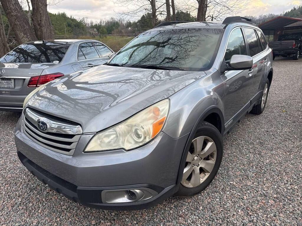 2011 SUBARU Outback
