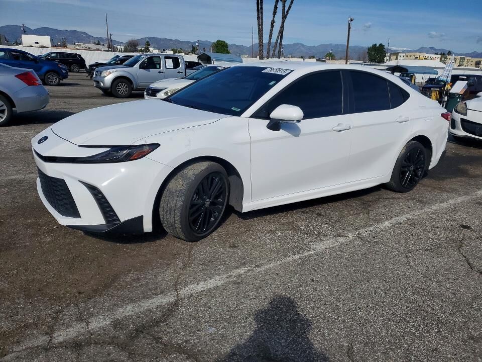 2025 TOYOTA Camry