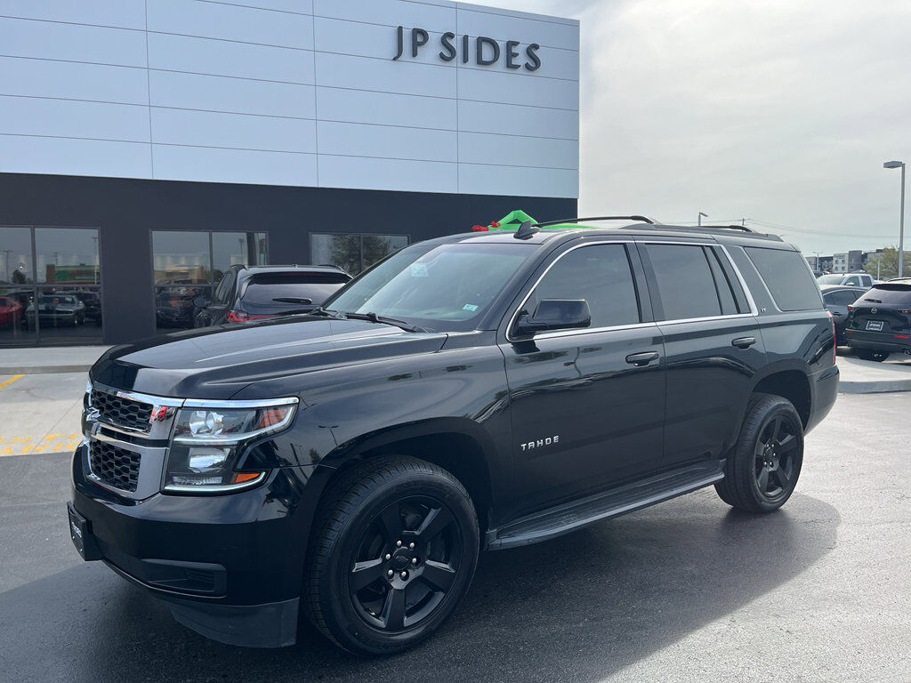 2017 CHEVROLET Tahoe