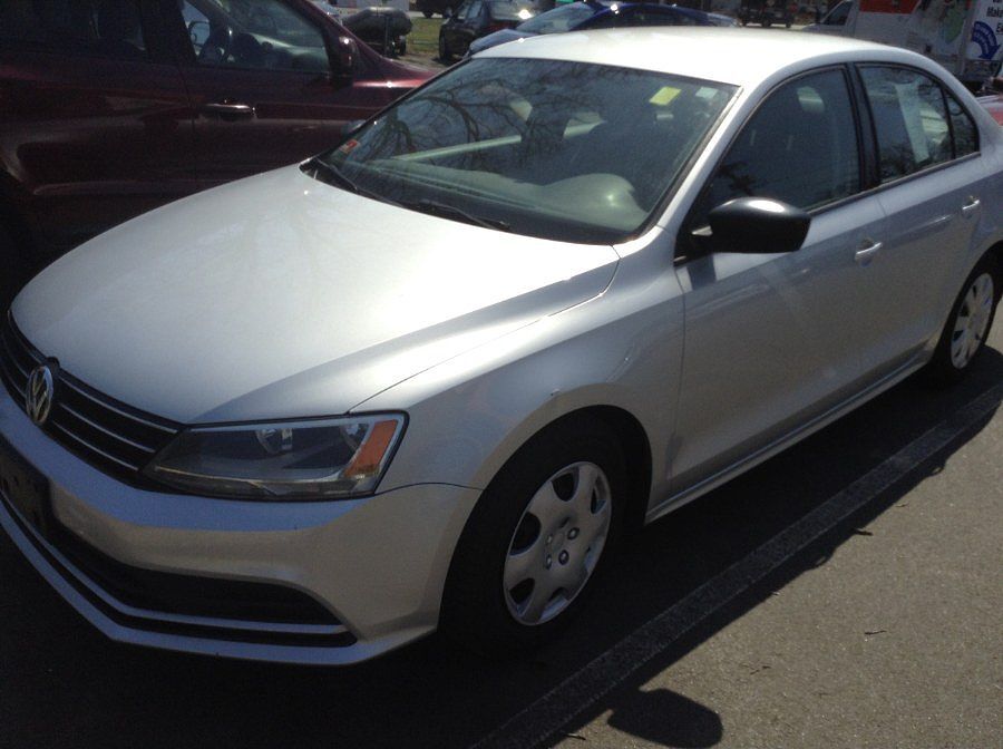 2016 VOLKSWAGEN Jetta