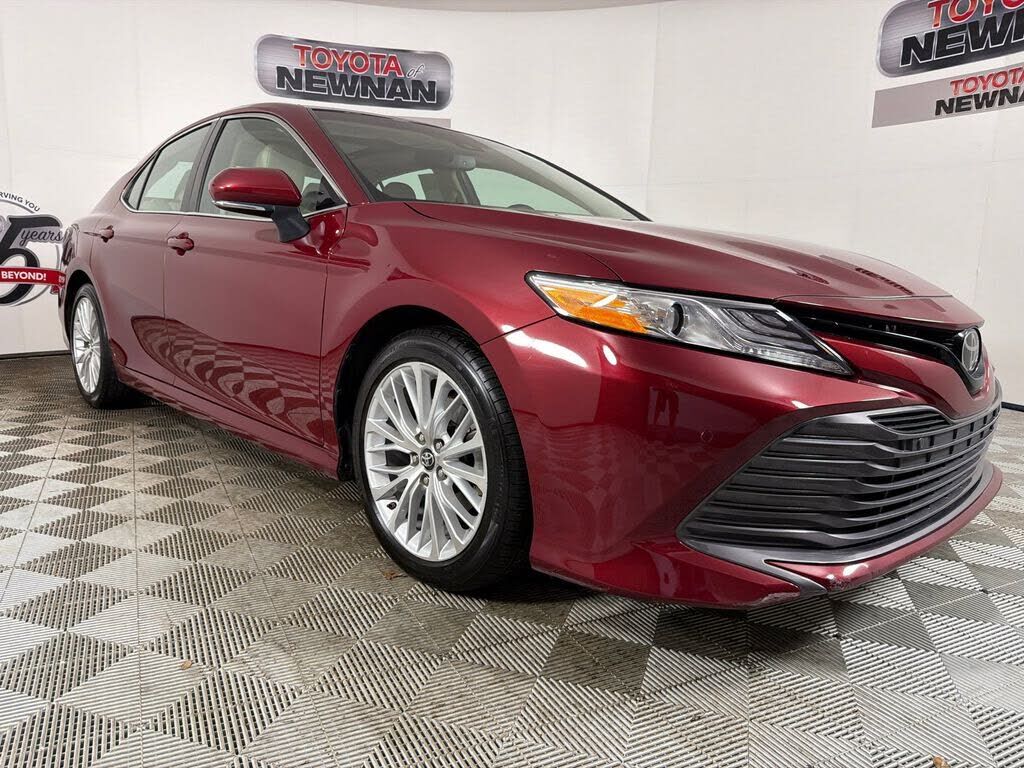 2018 TOYOTA Camry