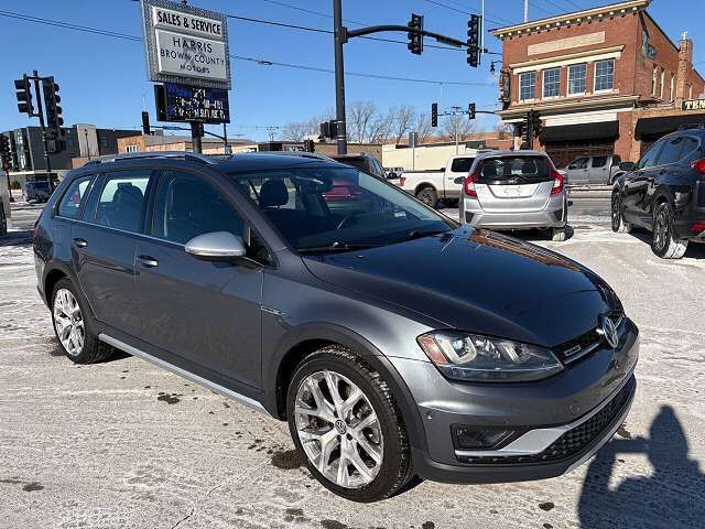 2017 VOLKSWAGEN Golf Alltrack