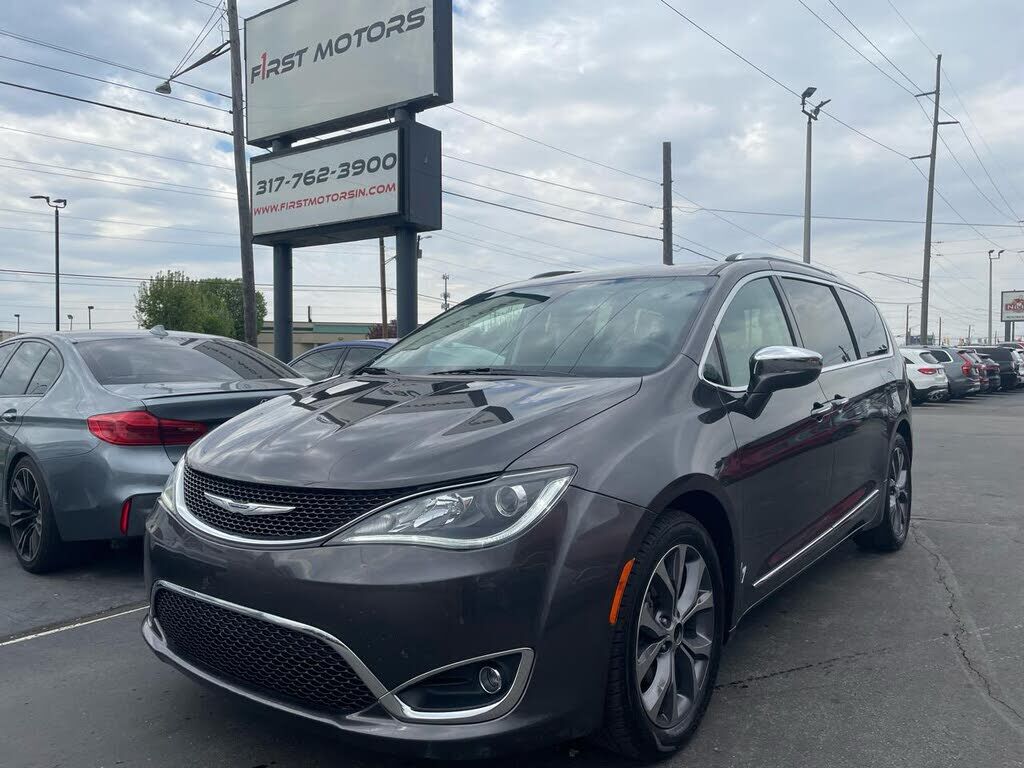 2017 CHRYSLER Pacifica