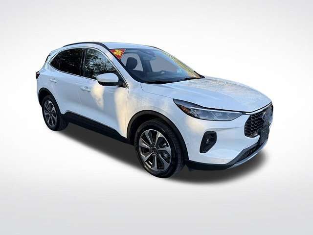 2024 FORD Escape