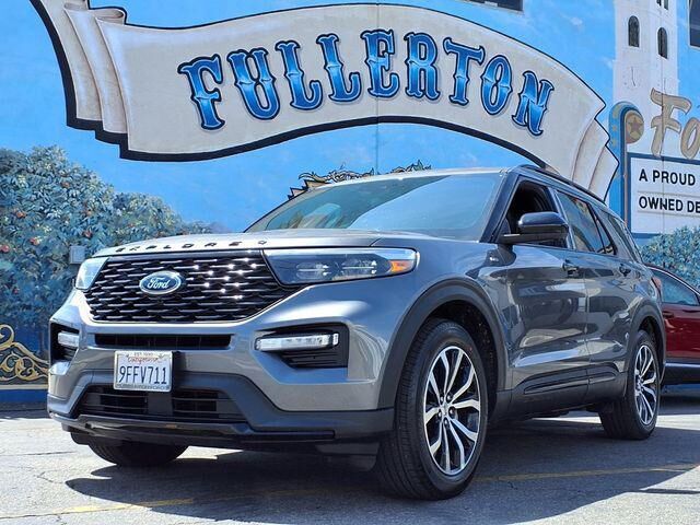 2023 FORD Explorer