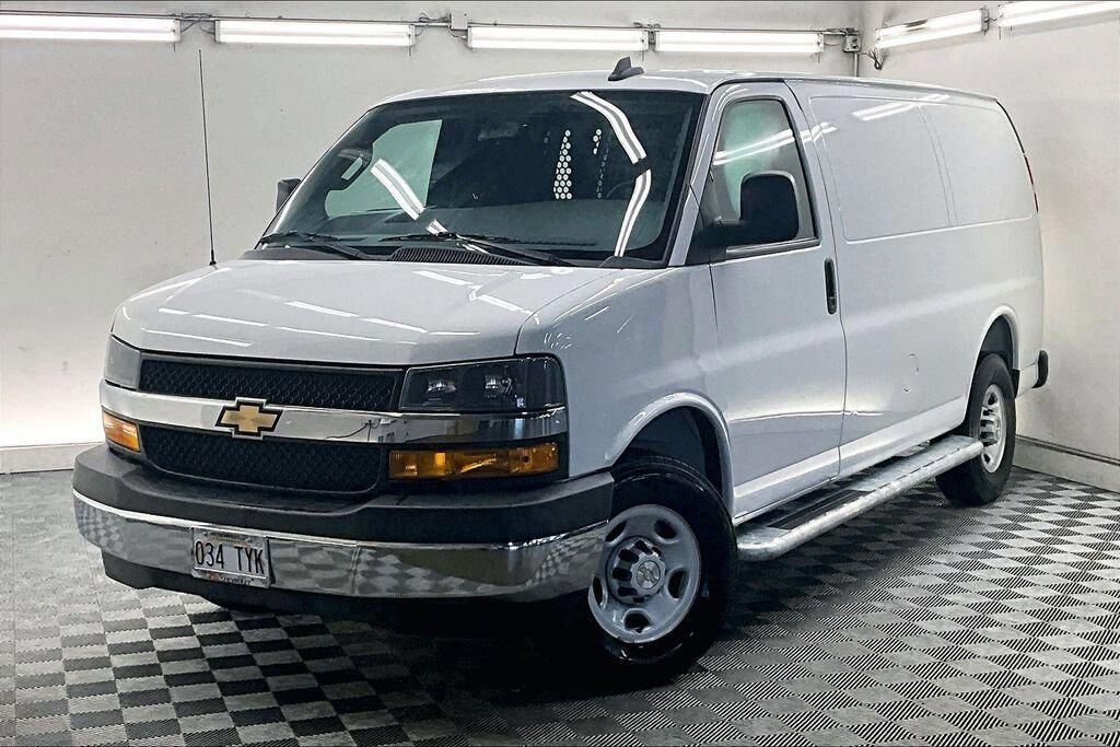 2025 CHEVROLET Express