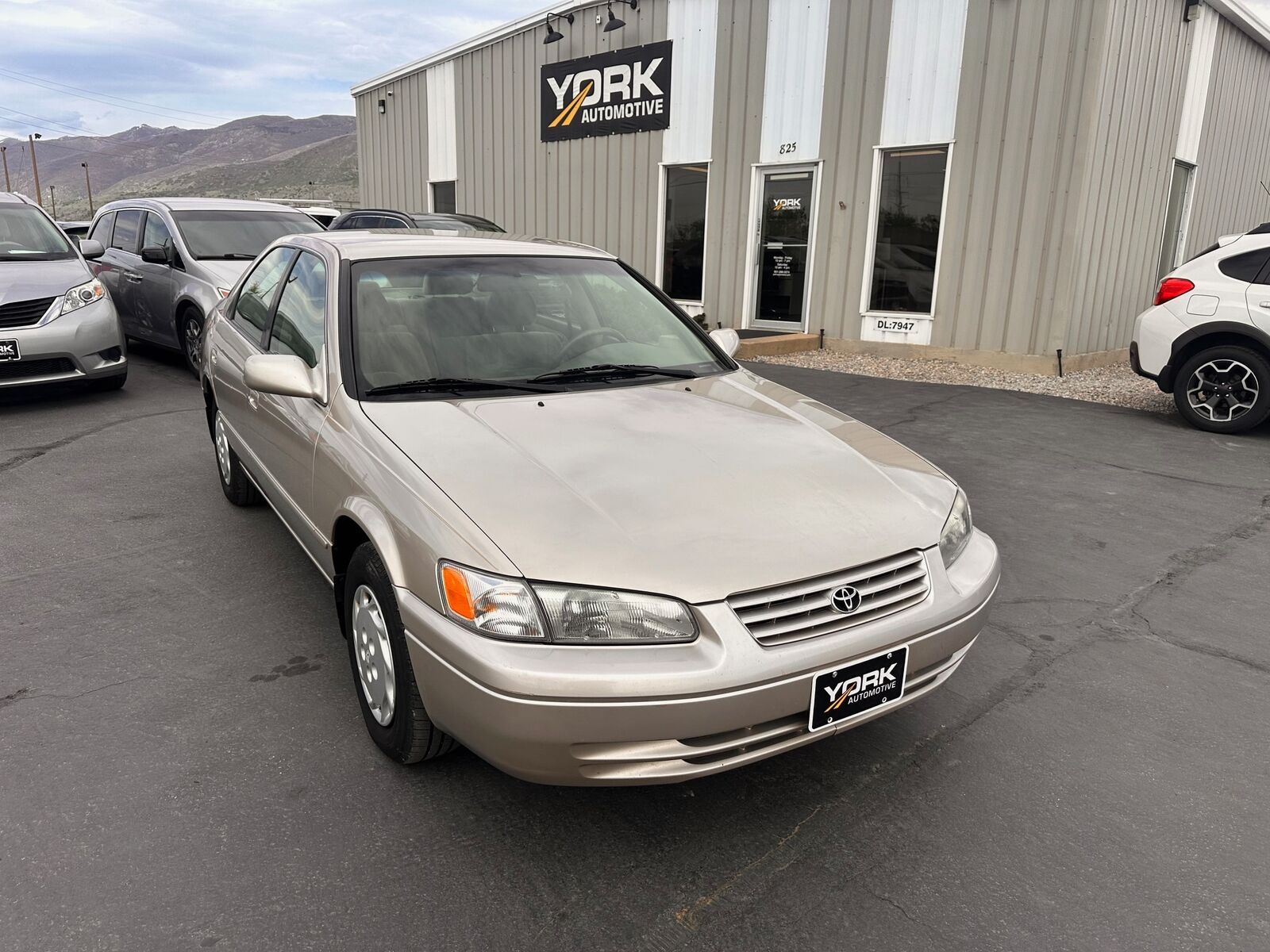 1998 TOYOTA Camry