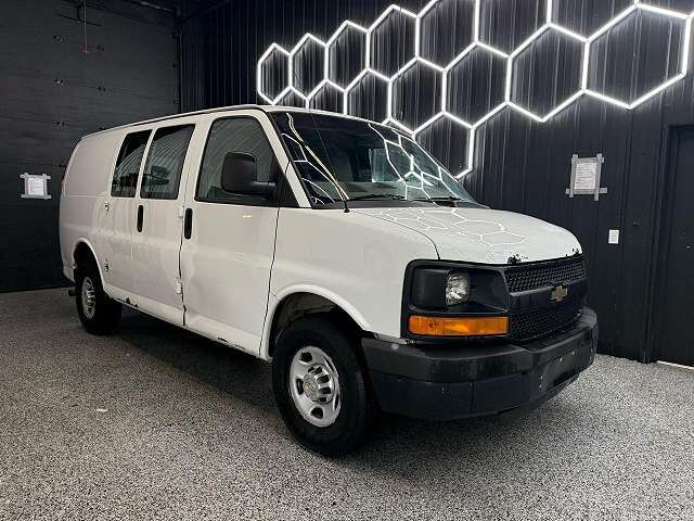 2013 CHEVROLET Express
