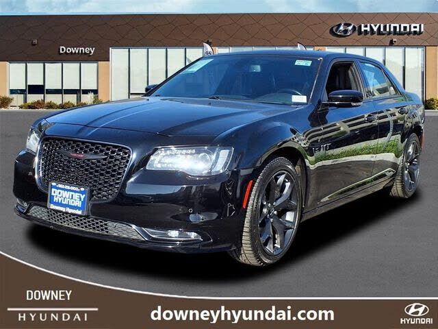 2022 CHRYSLER 300