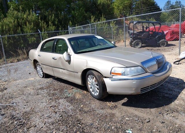 Lincoln Town Car