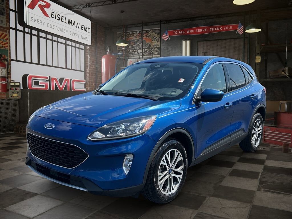 2022 FORD Escape