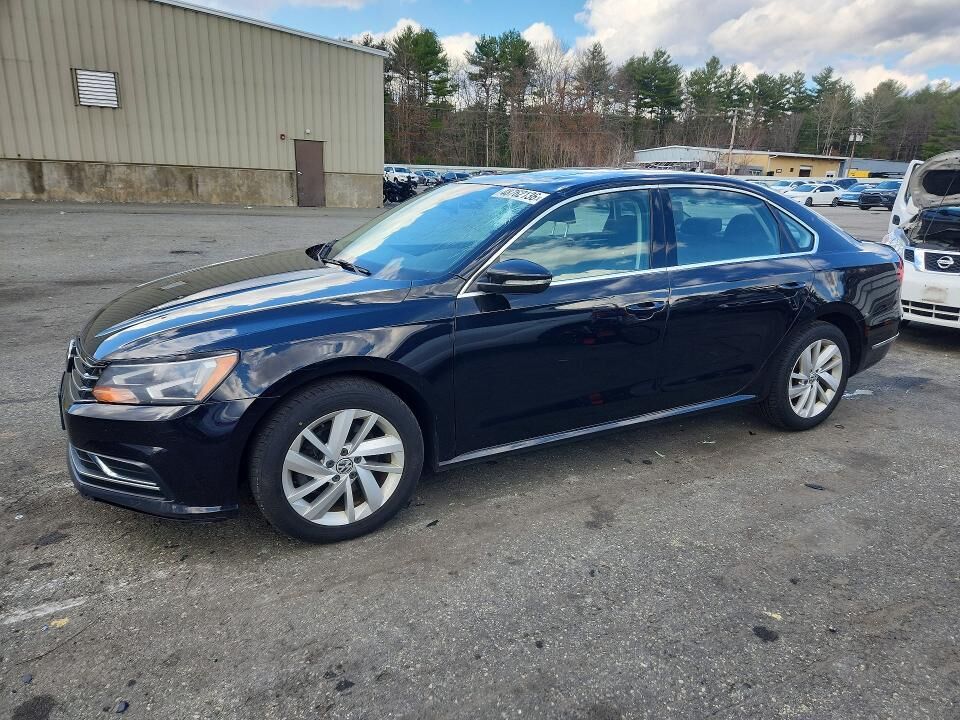 2018 VOLKSWAGEN Passat