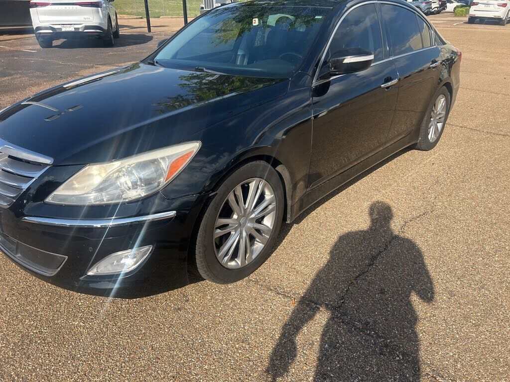 2014 HYUNDAI Genesis