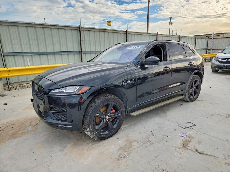2017 JAGUAR F-Pace
