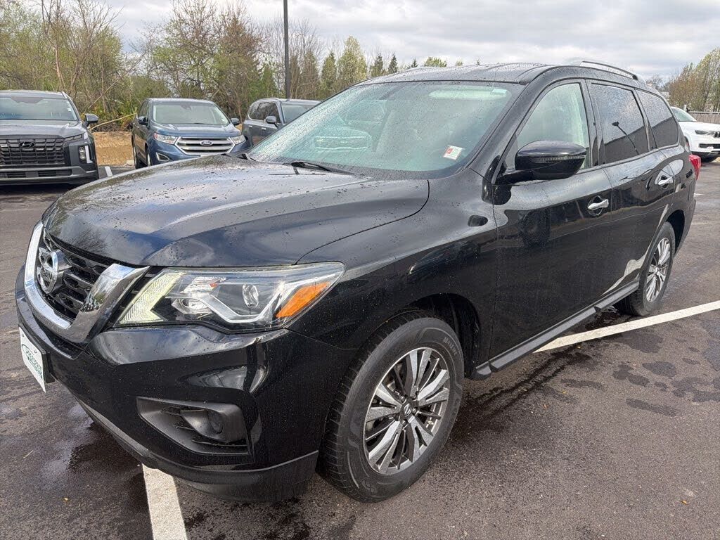 2019 NISSAN Pathfinder