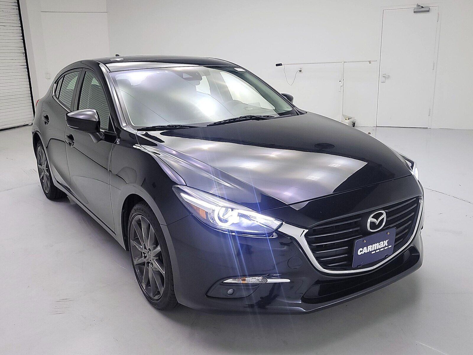 2018 MAZDA Mazda3