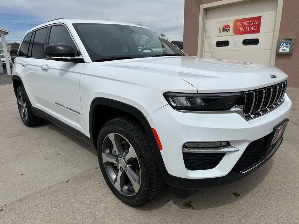 2023 JEEP Grand Cherokee