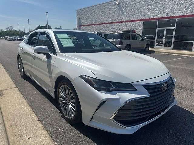 2022 TOYOTA Avalon