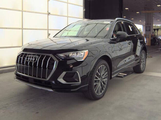 2022 Audi Q3