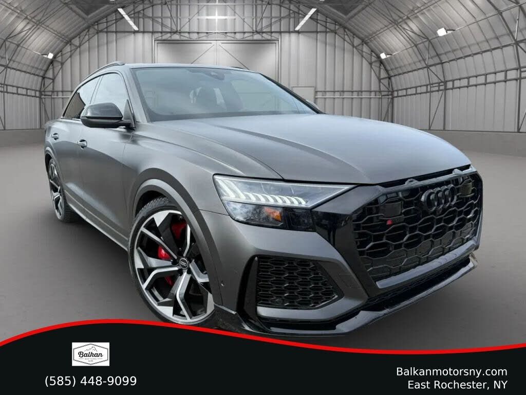 2024 AUDI RS Q8