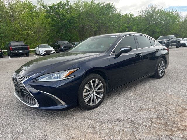 2019 LEXUS ES