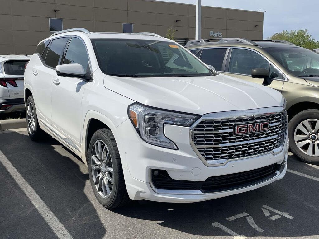 2023 GMC Terrain