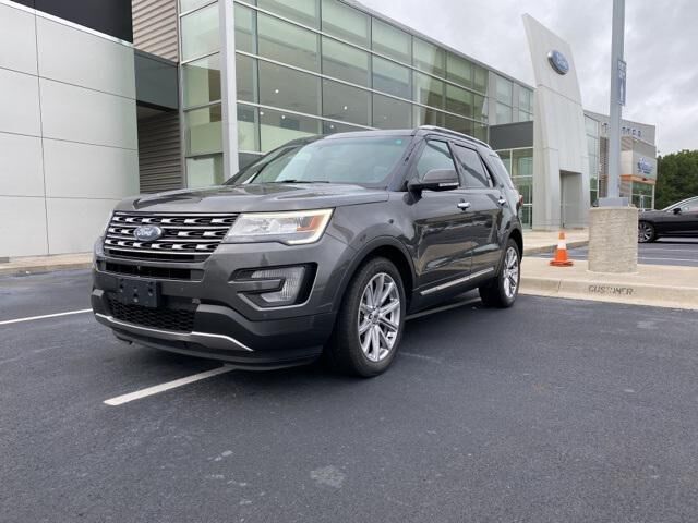 2017 FORD Explorer