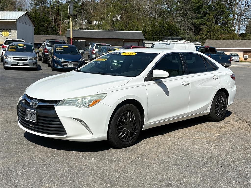 2015 TOYOTA Camry