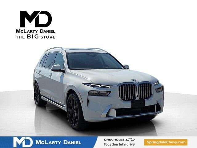 2026 BMW X7