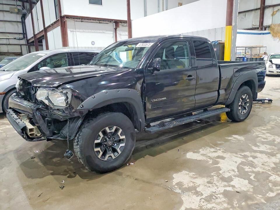 2015 TOYOTA Tacoma