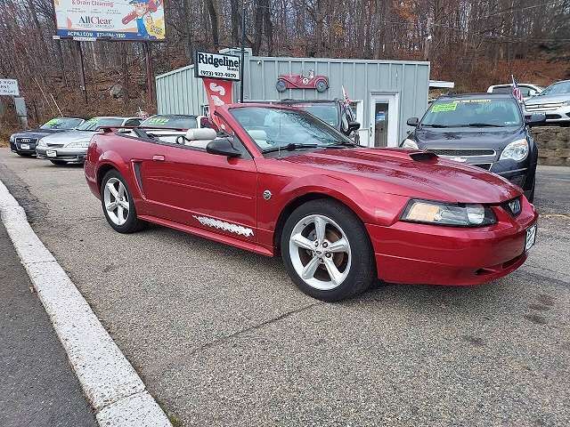 2004 FORD Mustang